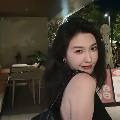 卢美文